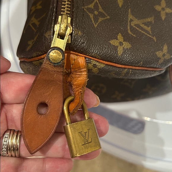 Louis Vuitton Brown Monogram Satchel - Picture 16 of 16